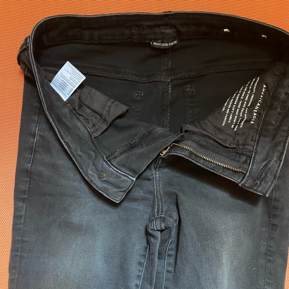 Jeans - Picture 2 of 4
